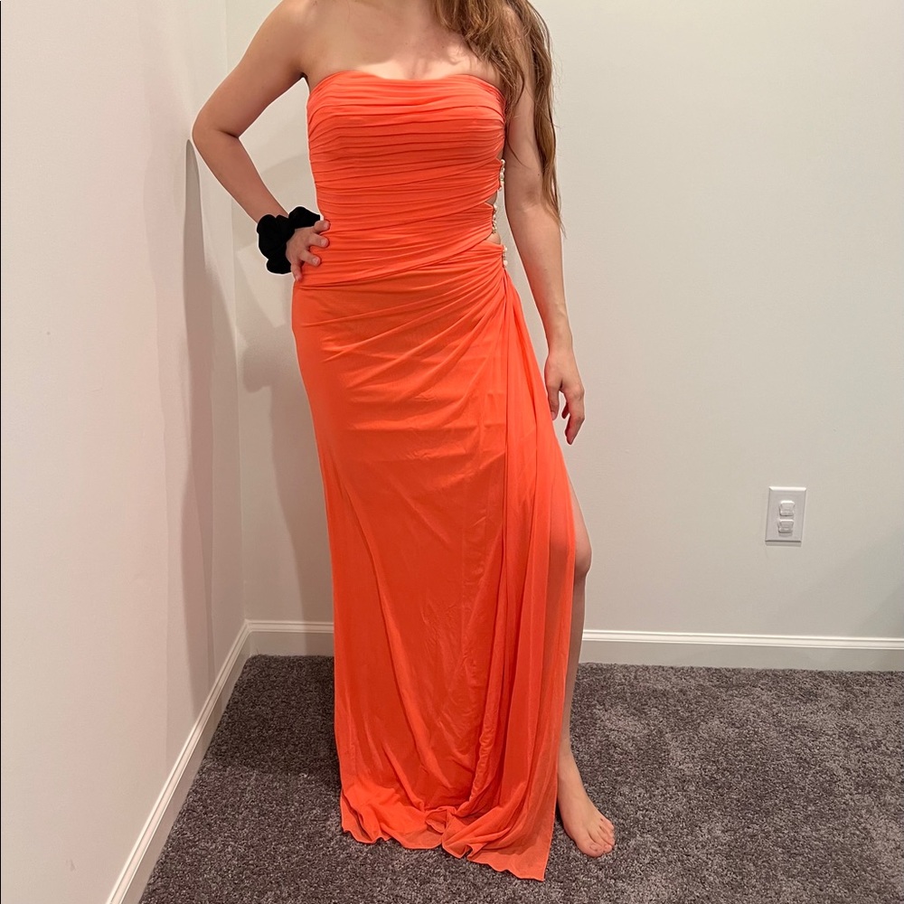 Prom Dress Size 6 - Picture 11 of 16